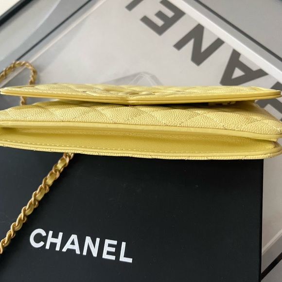 Chanel Caviar Quilted CC Filigree Wallet On Chain WOC Yellow - Picture 3 of 11